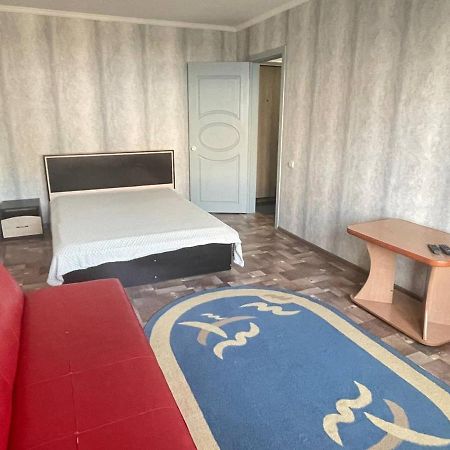 1-Комнатная Квартира В Центре! Petropavlovsk Eksteriør billede